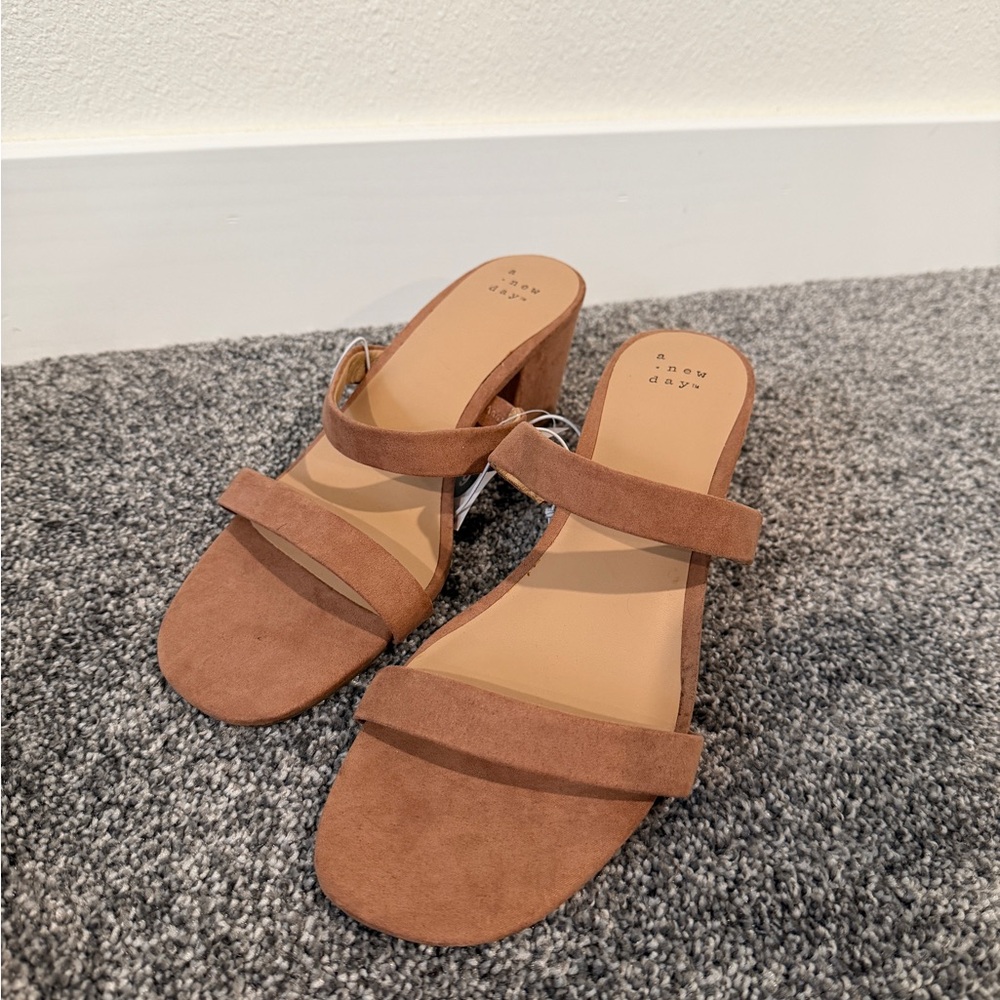 NWT! A New Day Blush Suede Block Heel